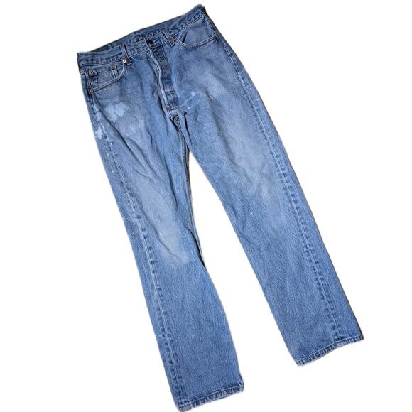 Vtg 1990s Levi's 501XX Shrink to Fit Button Fly Light Wash Distressed Jeans 32 - Picture 1 of 4